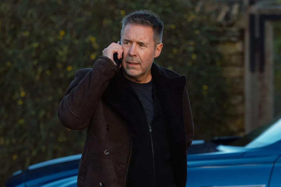 海外ドラマ『モブランド』ケヴィン・ハリガン|俳優:パディ・コンシダイン(Paddy Considine)