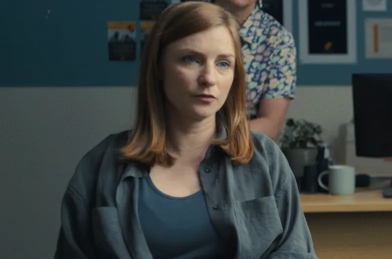 Netflixリミテッドシリーズ『アドレセンス』ミーシャ・フランク|俳優:フェイ・マーセイ