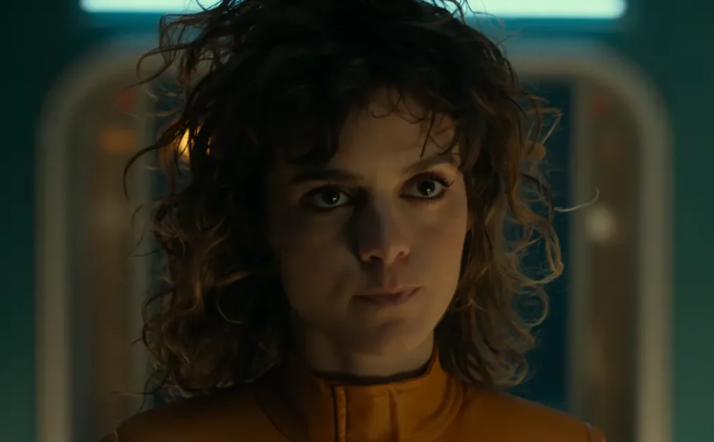 Netflixオリジナルシリーズ『ビリオネアズ・シェルター』シンディ|俳優:アルムデナ・サロルト(Almudena Salort)