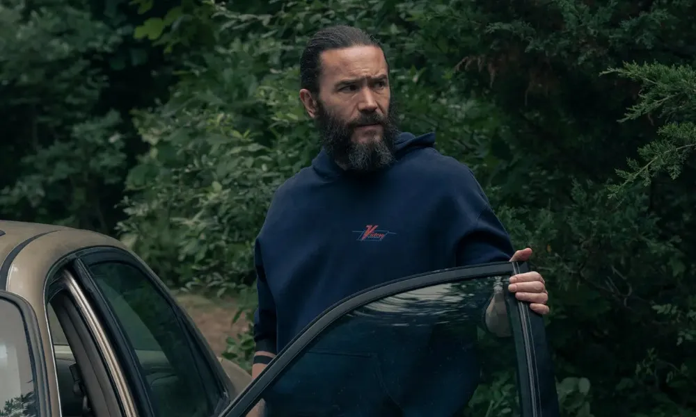 HBOオリジナルドラマ『TASK/タスク』ロビー|俳優:トム・ペルフリー(Tom Pelphrey)