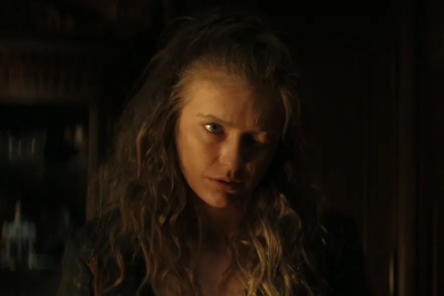 『ワンス・アポン・アン・アサシン』キャスト|カミーユ・ラザ(魔女役)