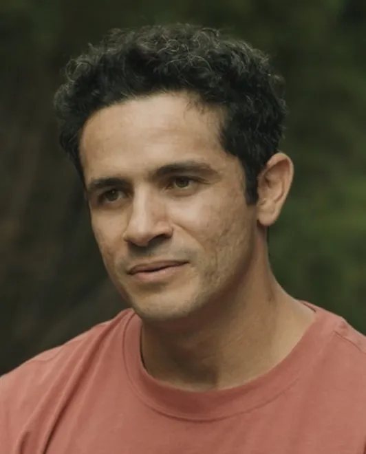 『トレメンベ刑務所』キャスト｜ヴィニシウス・ジ・オリヴェイラ(ホジェリオ役)