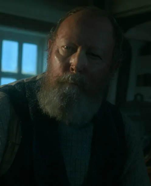 Netflix映画『フランケンシュタイン』キャスト｜ラース・ミケルセン(アンデルセン船長役)