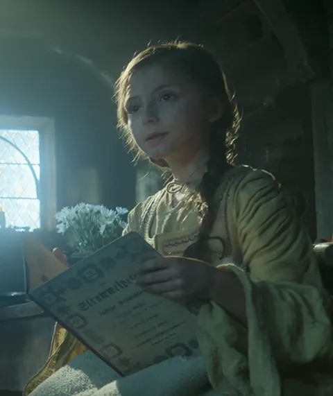 Netflix映画『フランケンシュタイン』キャスト｜ソフィア・ガラッソ(アナマリア役)