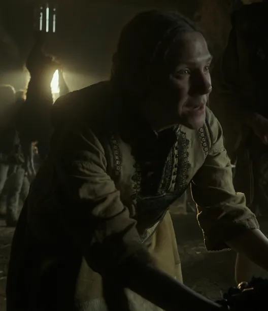 Netflix映画『フランケンシュタイン』キャスト｜ローレン・コリンズ(アルマ役)