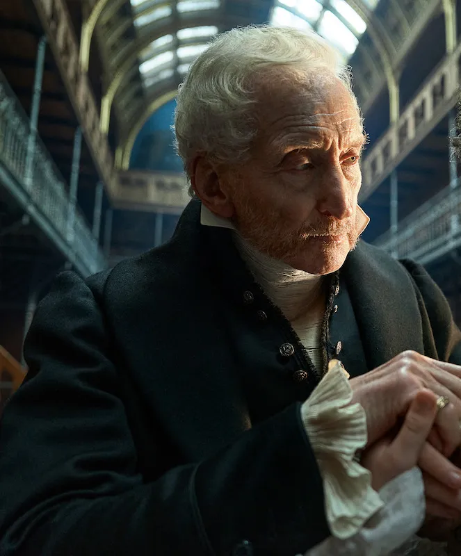 Netflix映画『フランケンシュタイン』キャスト｜チャールズ・ダンス(レオポルド・フランケンシュタイン役)