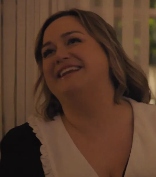 HBOオリジナルドラマ『I LOVE LA』キャスト|ローレン・ホルト(コートニー役)