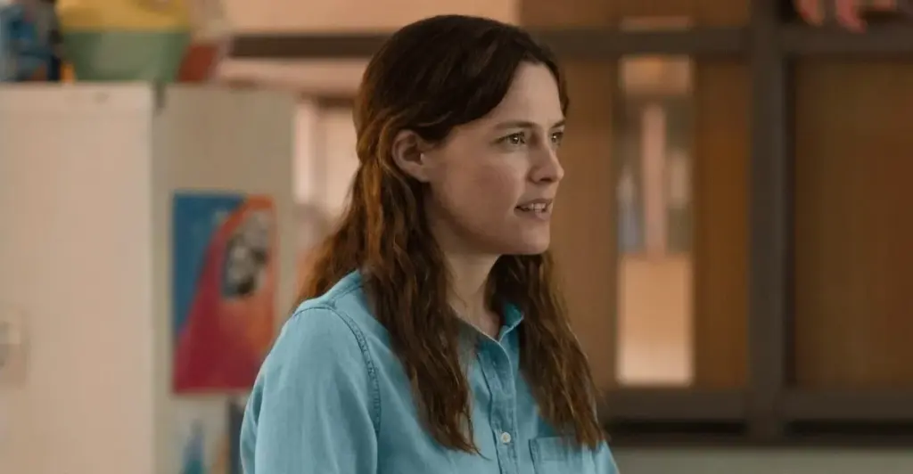 Netflix映画『ジェイ・ケリー』キャスト|ライリー・キーオ(ジェシカ・ケリー役)