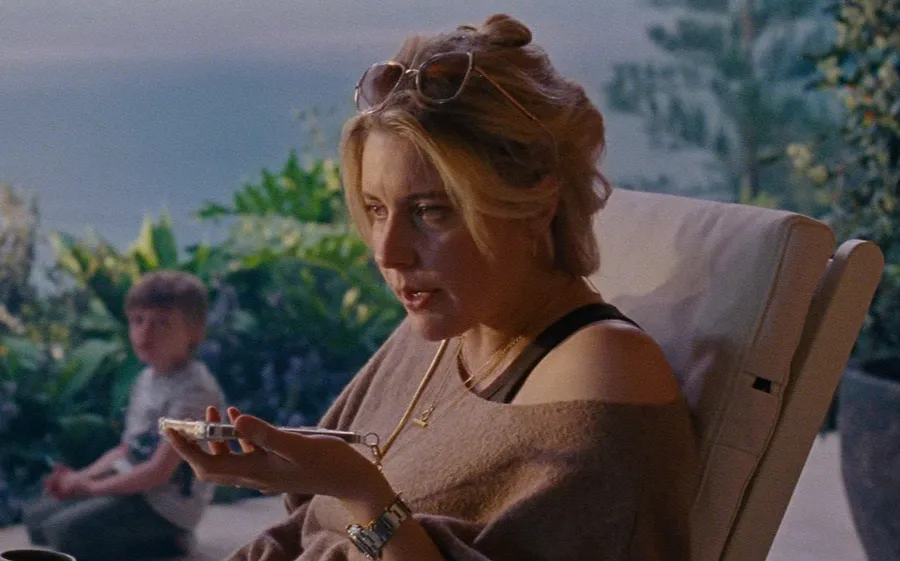 Netflix映画『ジェイ・ケリー』キャスト|グレタ・ガーウィグ(ロイス・スケニック役)