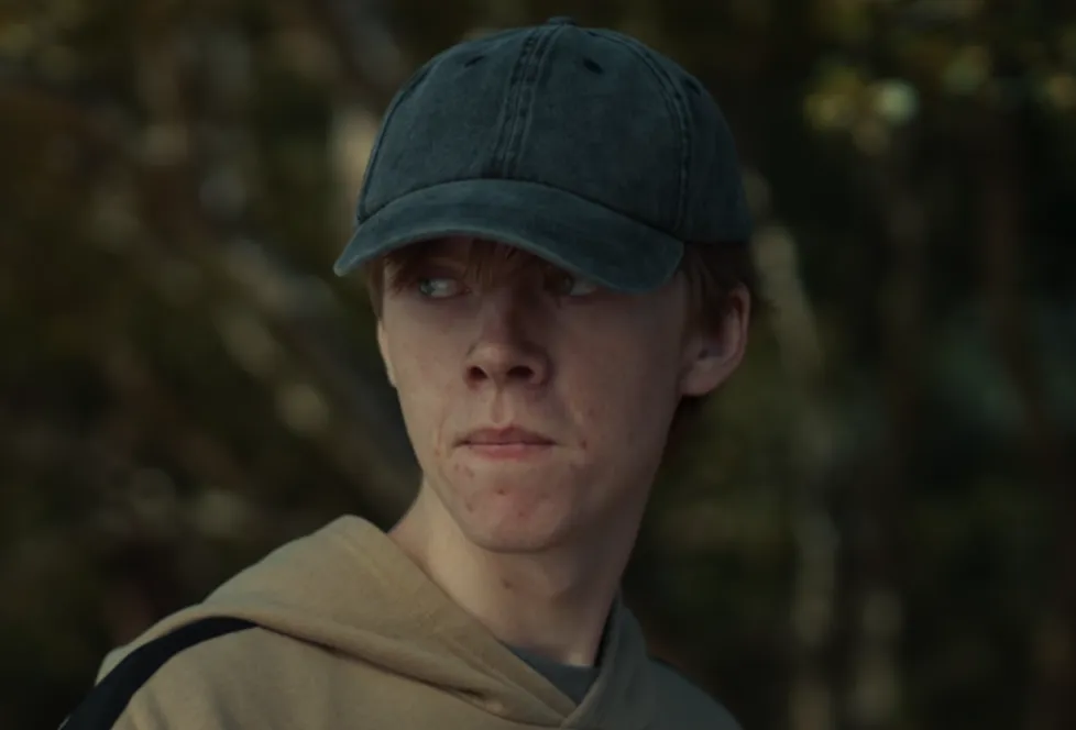 『グレイシー、グレイシー、一緒に遊ぼう?』キャスト|ビード・ワーノック(27年前のビリー・パークス役)