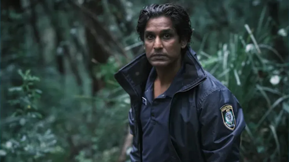 『グレイシー、グレイシー、一緒に遊ぼう?』キャスト|ルディ・ダーマリンガム(ジェイ・ラジェシュワラン役)