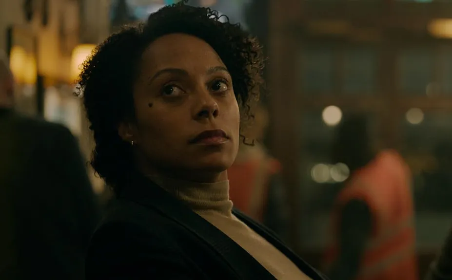 『窓際のスパイ』キャスト｜ロザリンド・イレーザー(ルイーザ・ガイ役)