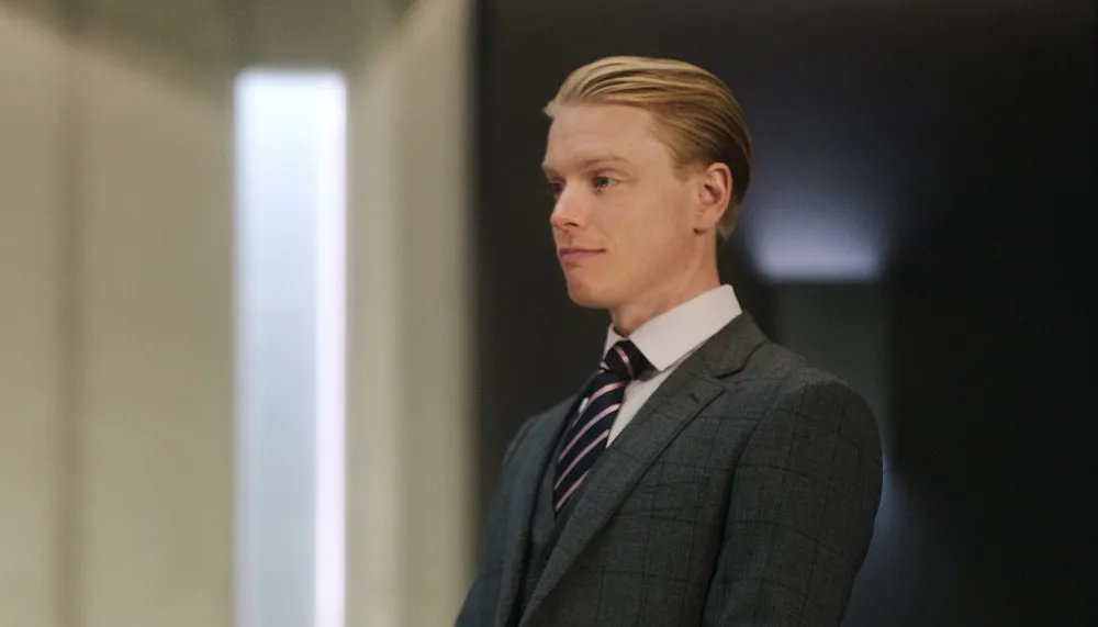 『窓際のスパイ』キャスト｜フレディ・フォックス(ジェームズ・ウェッブ役)