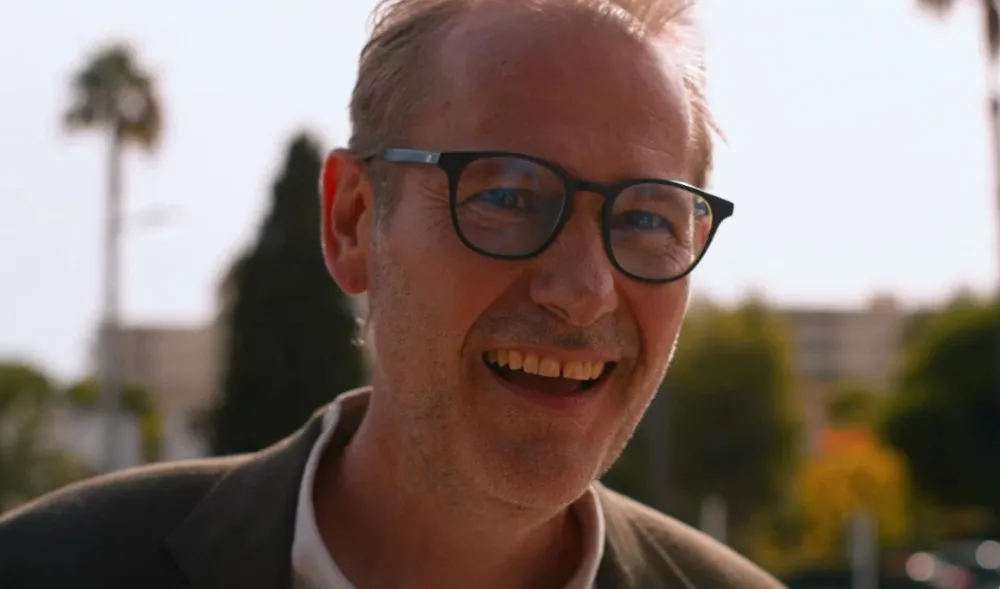 映画『サブスタンス』キャスト｜エドワード・ハミルトン＝クラーク(フレッド役)