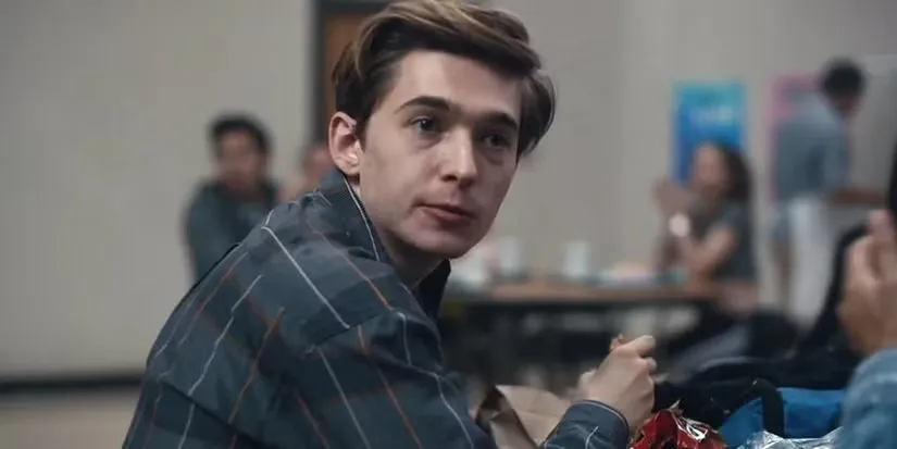 『ユーフォリア/EUPHORIA』キャスト|オースティン・エイブラムス(イーサン役)