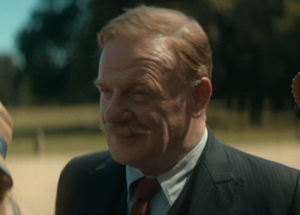 Netflixドラマシリーズ『アガサ・クリスティのセブンダイヤルズ』キャスト｜マーク・ルイス・ジョーンズ(オズワルド卿役)