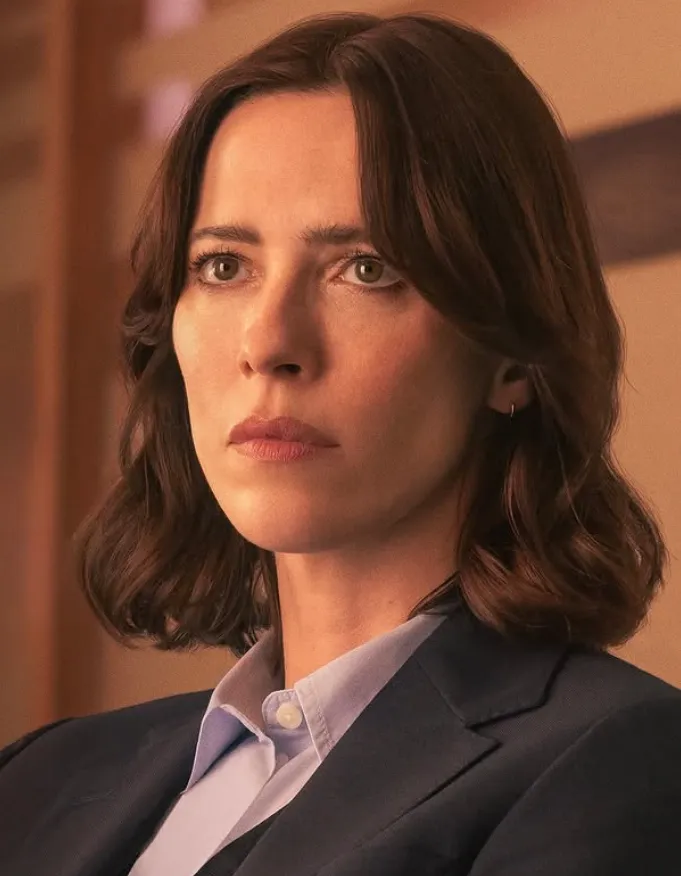 『ザ・ビューティー 美の代償』キャスト｜レベッカ・ホール(ジョーダン・ベネット役)