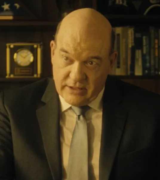 『ザ・ビューティー 美の代償』キャスト｜ジョン・キャロル・リンチ(マイヤー長官役)