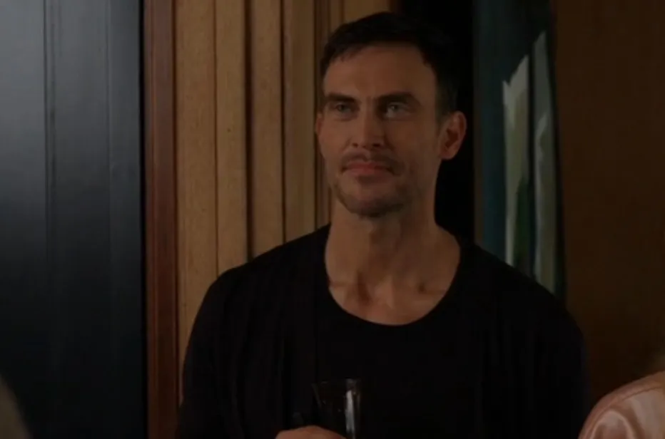 Apple TV『インパーフェクト・ウーマン』キャスト|シャイアン・ジャクソン(フィル・デラヴィン役)