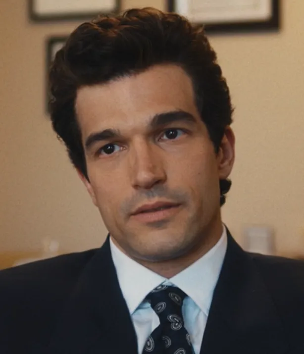 『ラブストーリー ジョン＆キャロリン』キャスト｜ポール・アンソニー・ケリー(ジョン・F・ケネディJr.役)