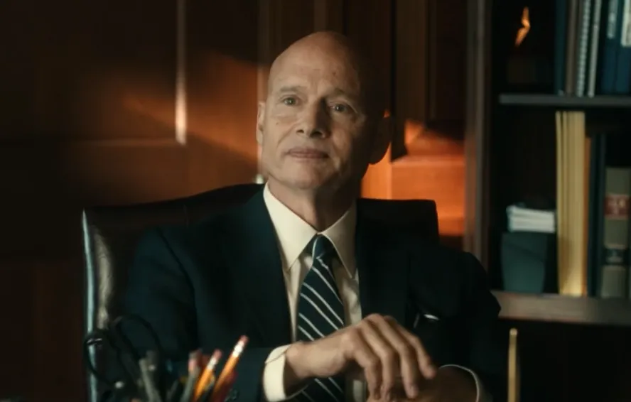 Prime Videoオリジナルドラマ『スカーペッタ』キャスト|バリー・ピアセンテ(アンバージー役)