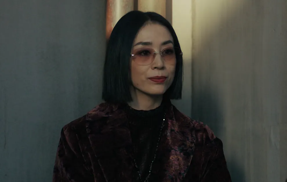 Netflix『地獄に堕ちるわよ』キャスト｜中村優子(占い師役)