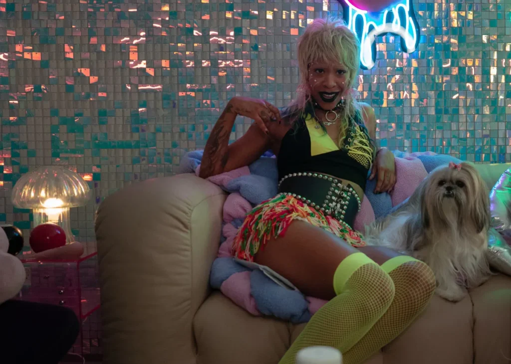 Apple TV『マーゴのマネートラブル』キャスト|リコ・ナスティー(KC役)