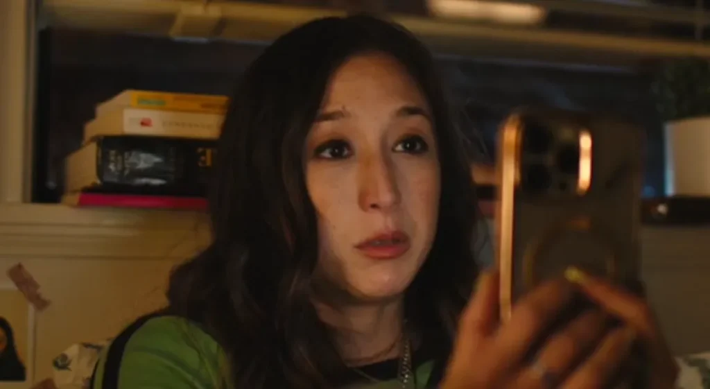 Apple TV『マーゴのマネートラブル』キャスト|サシャ・ダイアモンド(ベッカ役)