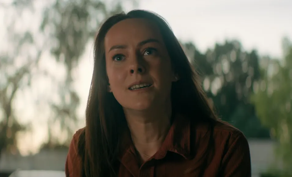 Netflix『ザ・ボローズ』キャスト|ジェナ・マローン(クレア・クーパー役)